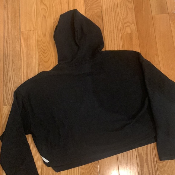 FILA Performa Fi-Lux Cropped Hoodie - Picture 4 of 4